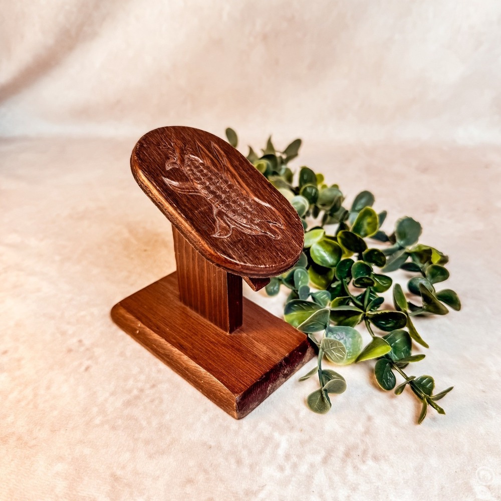 Wooden Carved Recipe Note Holder